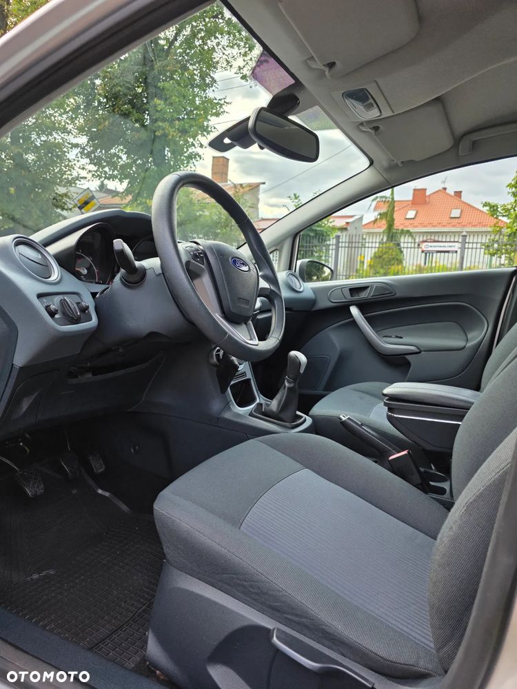Ford Fiesta - 14