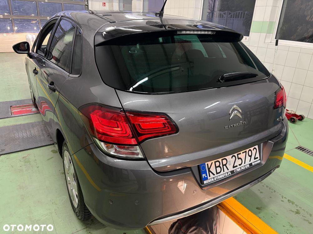 Citroën C4 PureTech e-THP 130 Business Class - 13