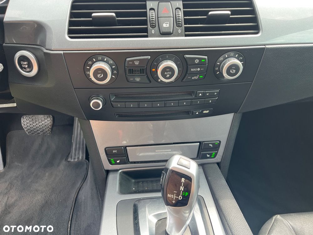 BMW Seria 5 525i Edition Lifestyle - 14