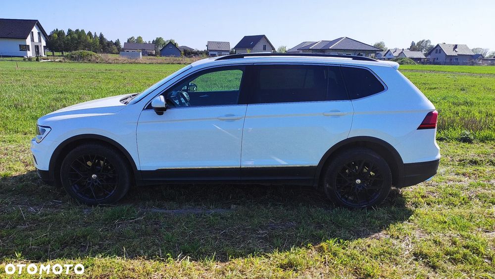 Volkswagen Tiguan Allspace - 8