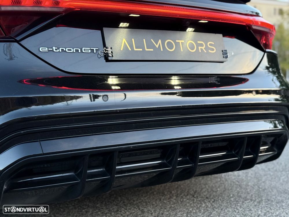 Audi e-tron GT RS quattro - 23