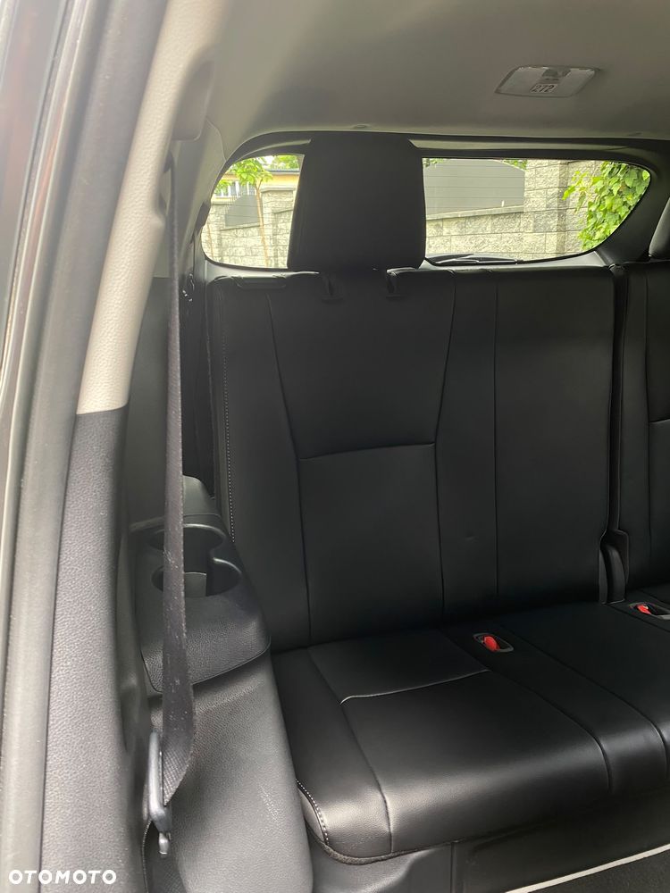 Toyota Highlander 2.5 Hybrid Executive - 27