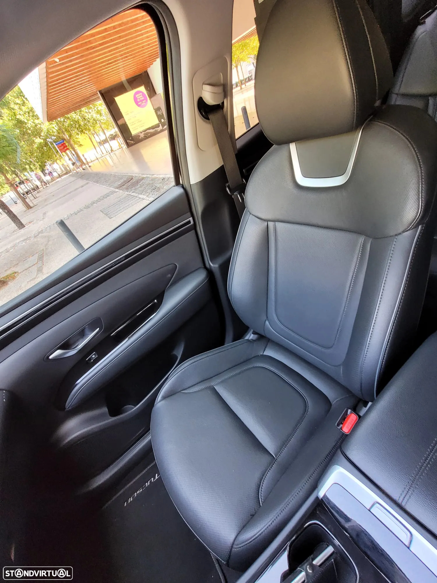 Hyundai Tucson 1.6 CRDi Vanguard DCT - 19