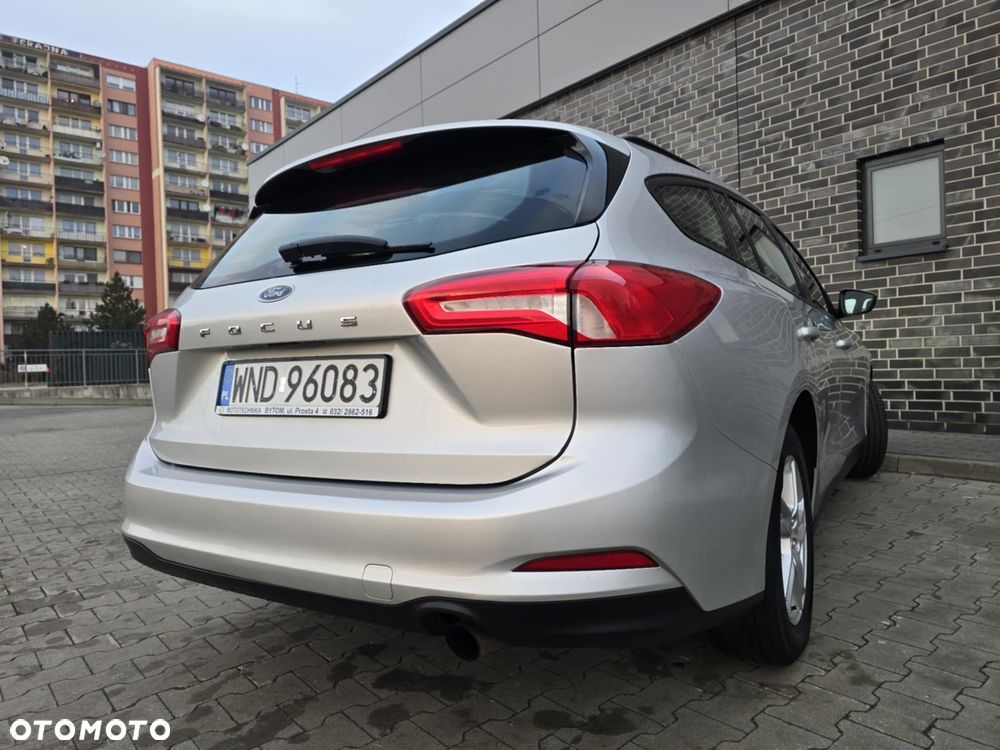 Ford Focus SW 1.5 TDCi Titanium - 11