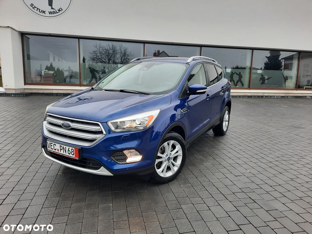 Ford Kuga 2.0 TDCi 2x4 Titanium - 2