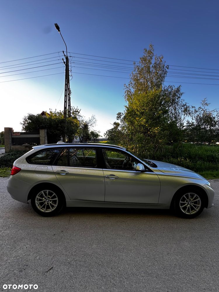 BMW Seria 3 318d DPF Edition Lifestyle - 22