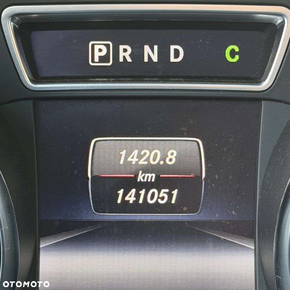 Mercedes-Benz CLA 45 AMG 4Matic 7G-DCT - 6