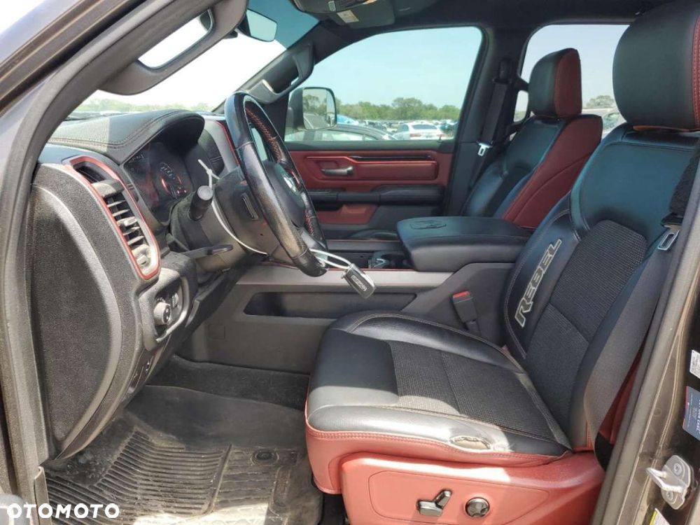 RAM 1500 - 8