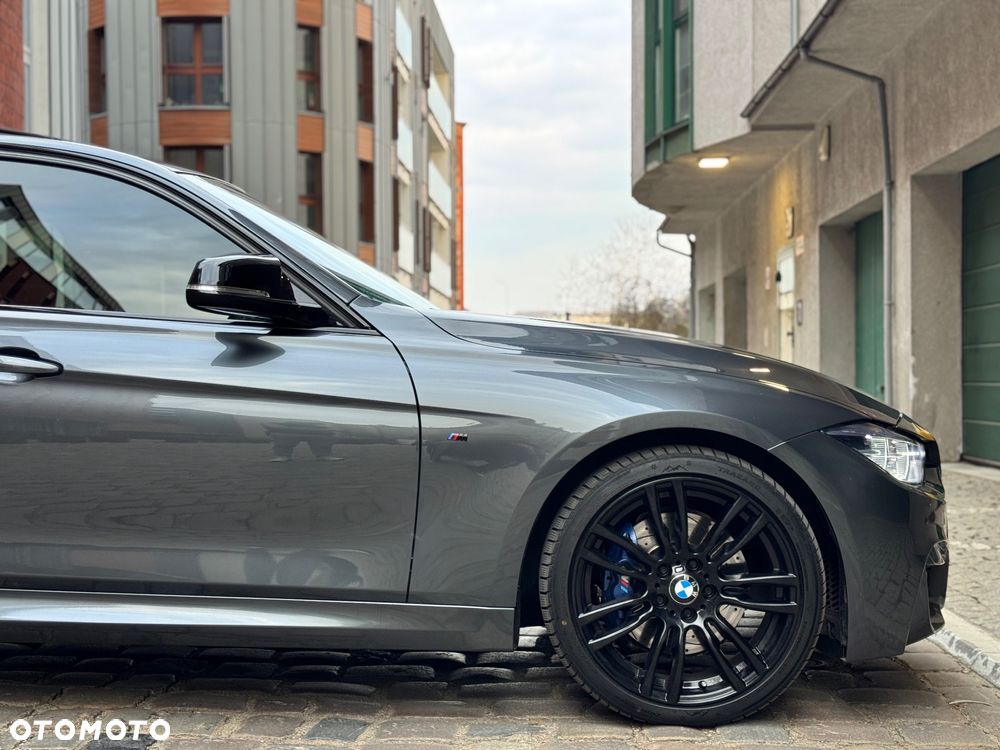 BMW Seria 3 328i Sport Line - 28