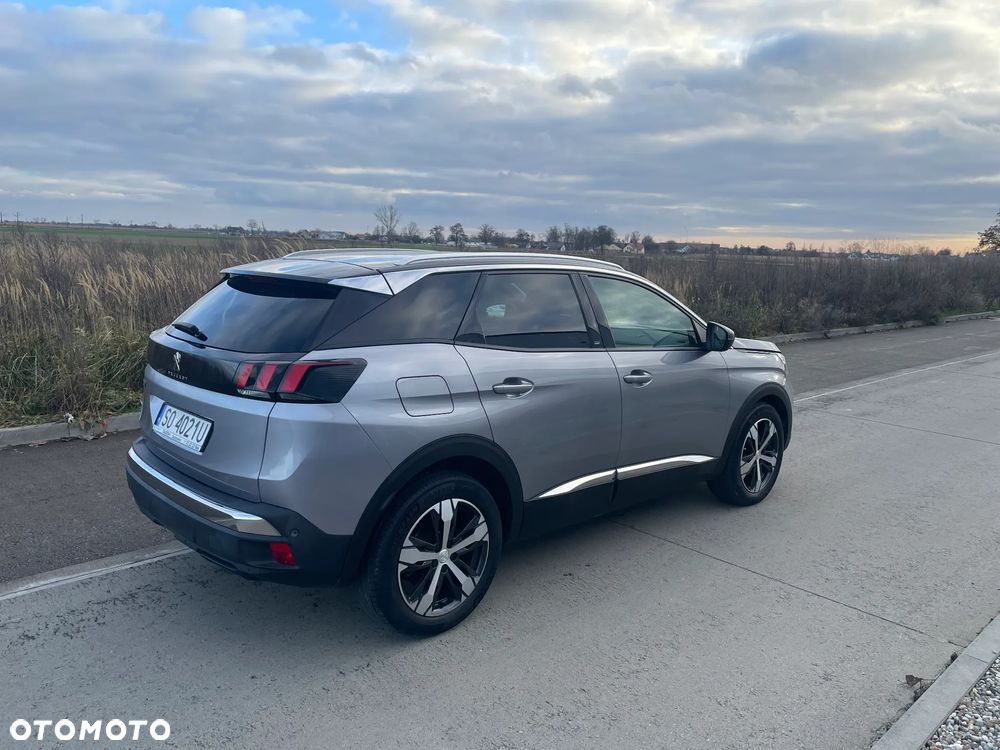Peugeot 3008 1.2 PureTech Allure S&S EAT8 - 8