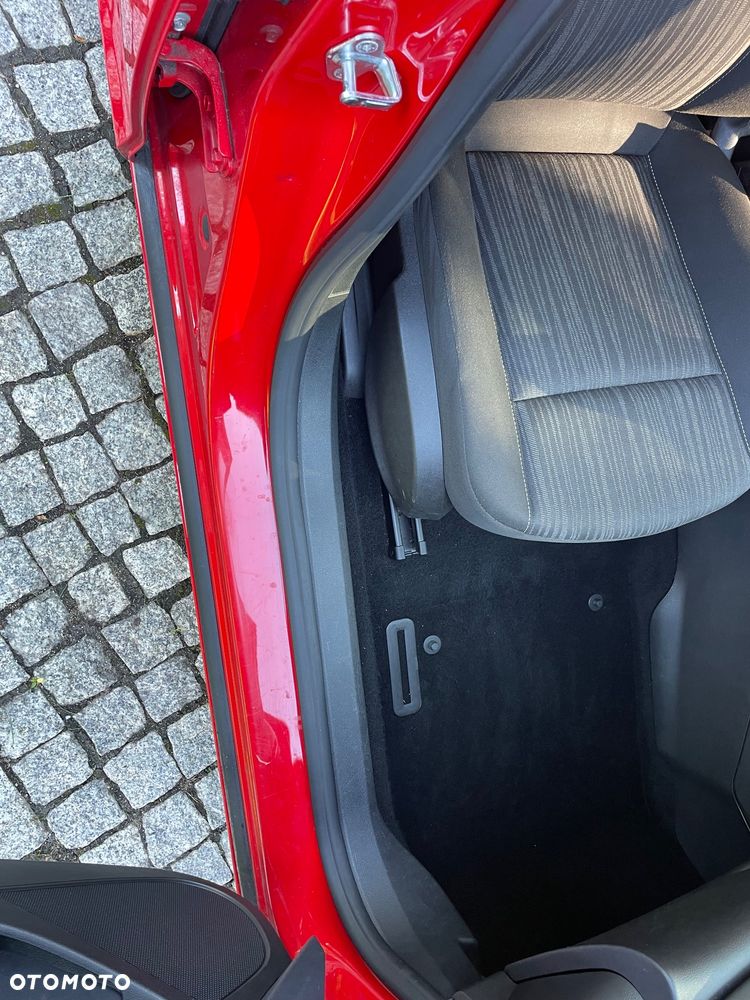 Opel Astra 1.6 Color Edition - 20