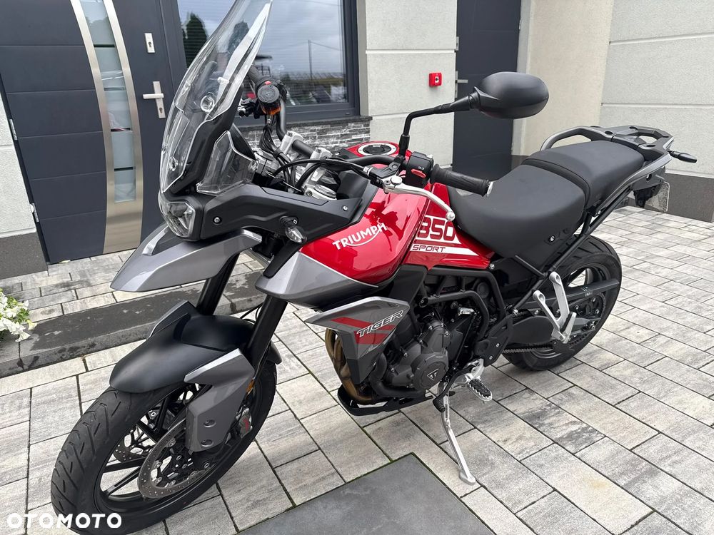 Triumph Tiger - 1