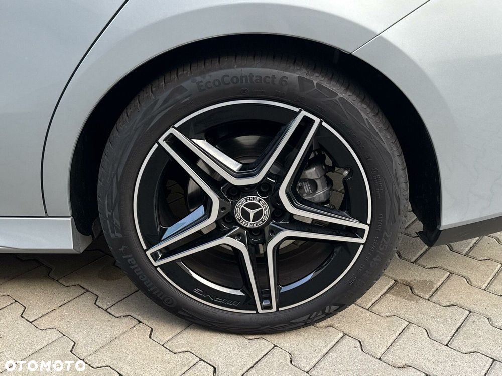 Mercedes-Benz CLA 200 AMG Line 7G-DCT - 6