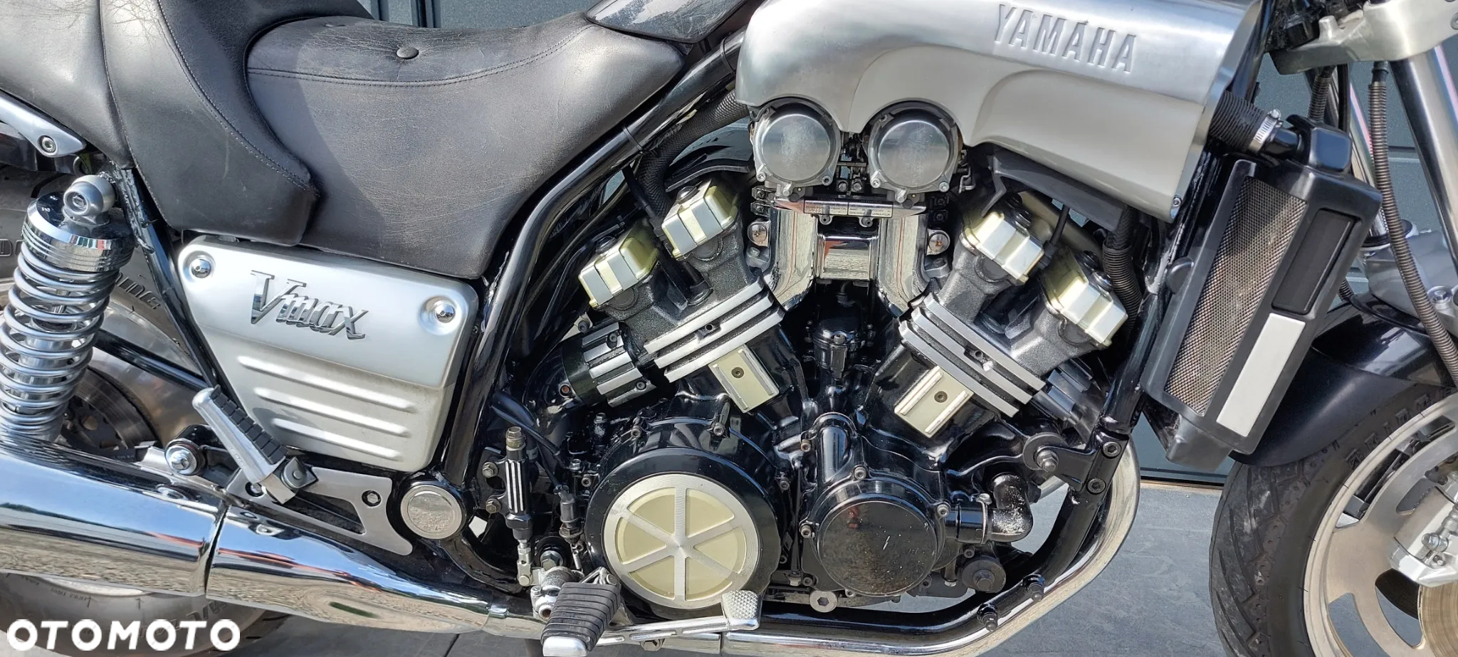 Yamaha V-MAX - 32