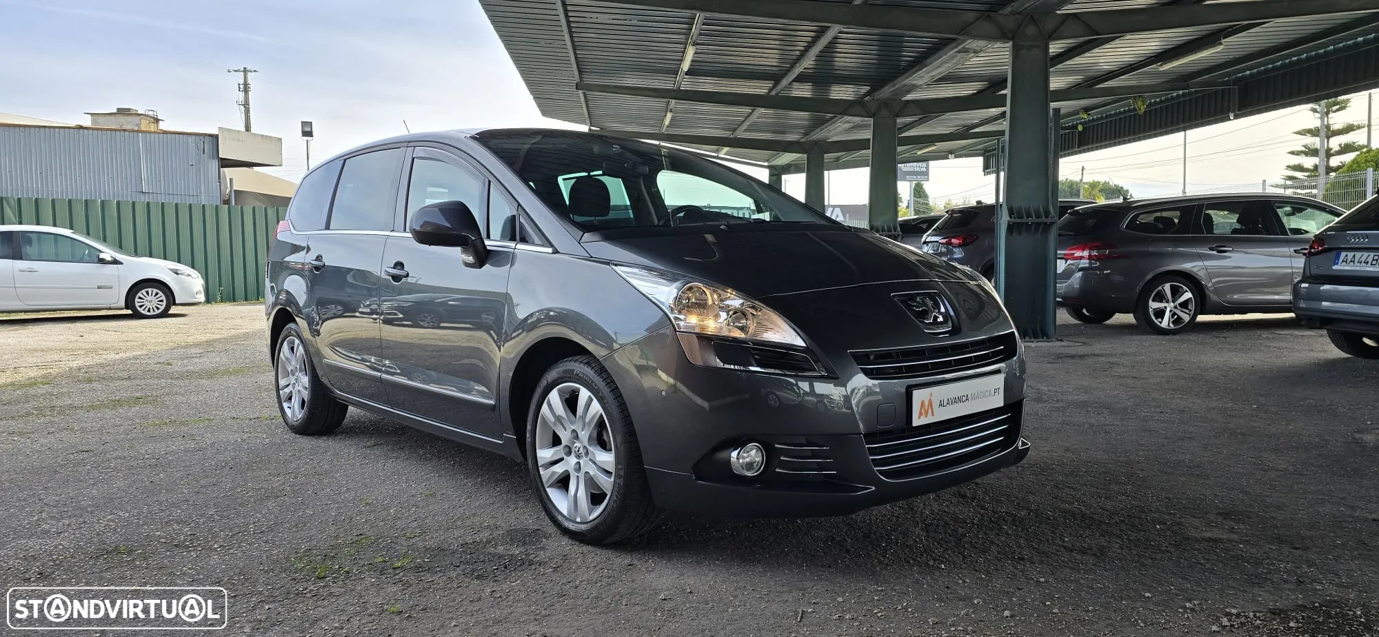 Peugeot 5008 2.0 HDi Executive JLL17 - 9