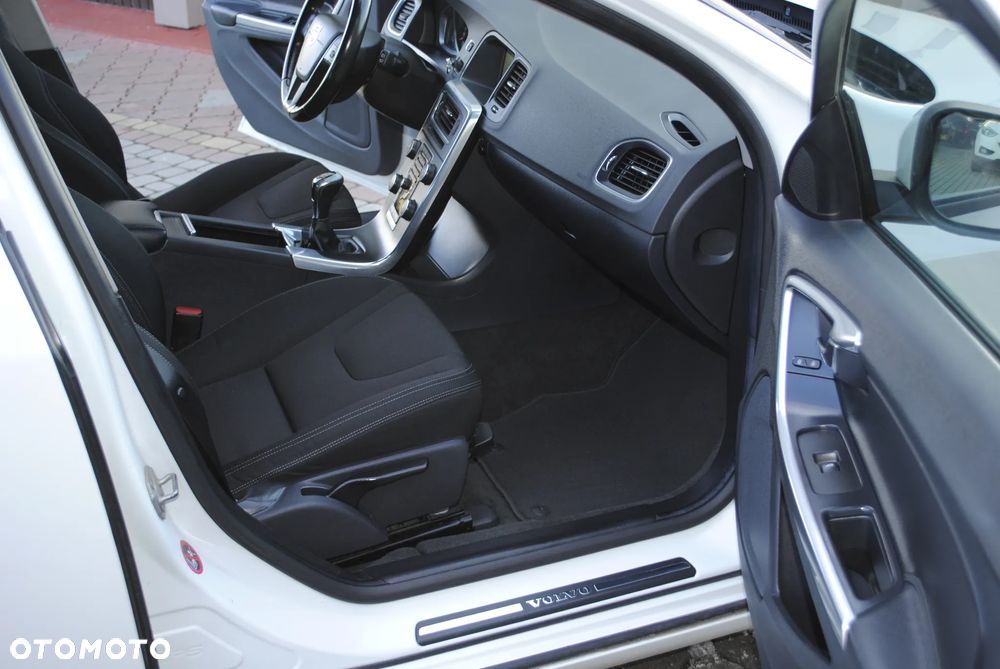 Volvo V60 - 17