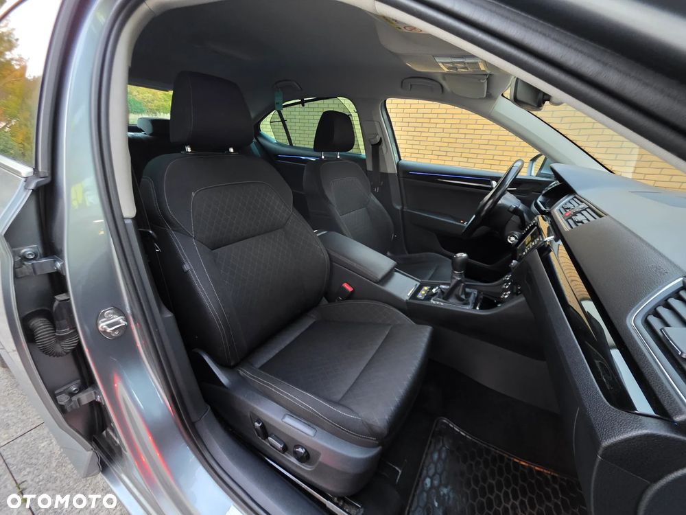 Skoda Superb 1.4 TSI ACT Ambition - 14