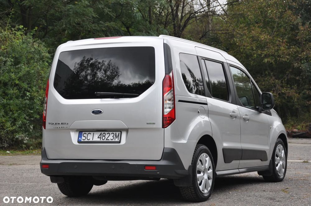 Ford Tourneo Connect - 10