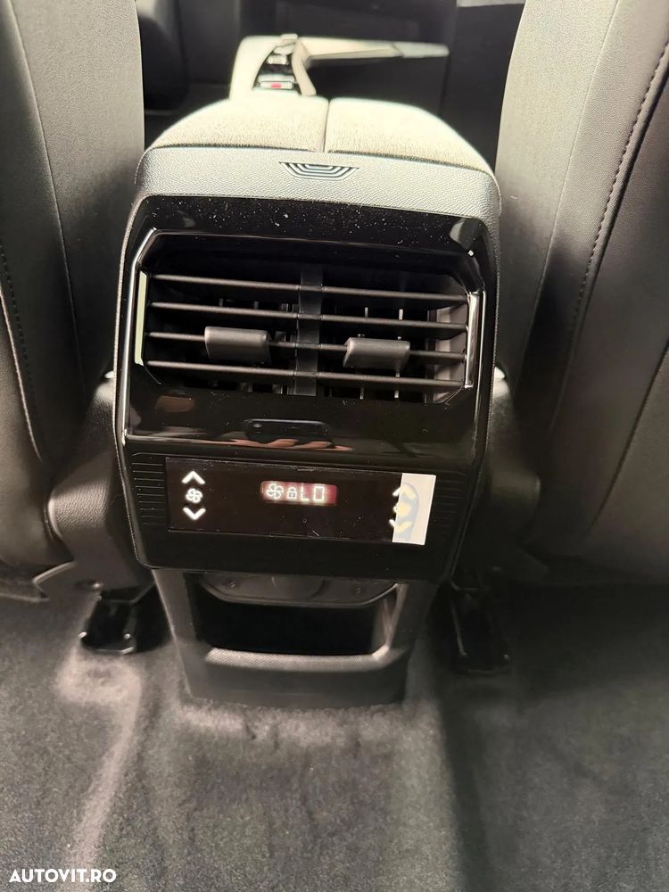 Peugeot 5008 1.2L Hybrid 145 e-DCS6 Allure - 14