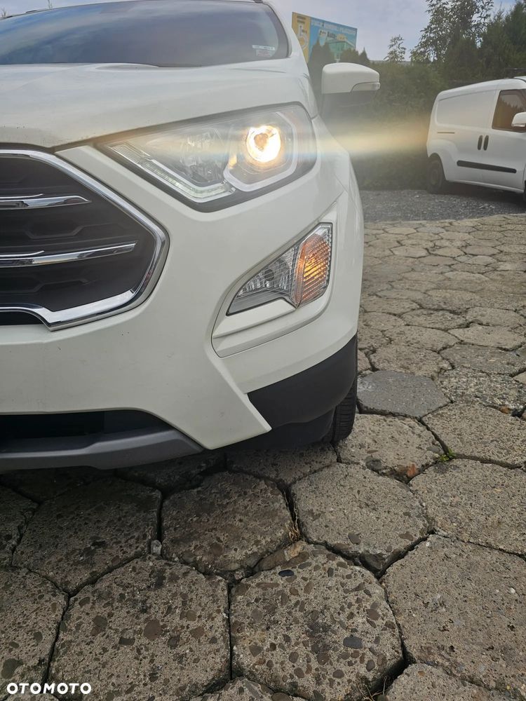 Ford EcoSport - 10