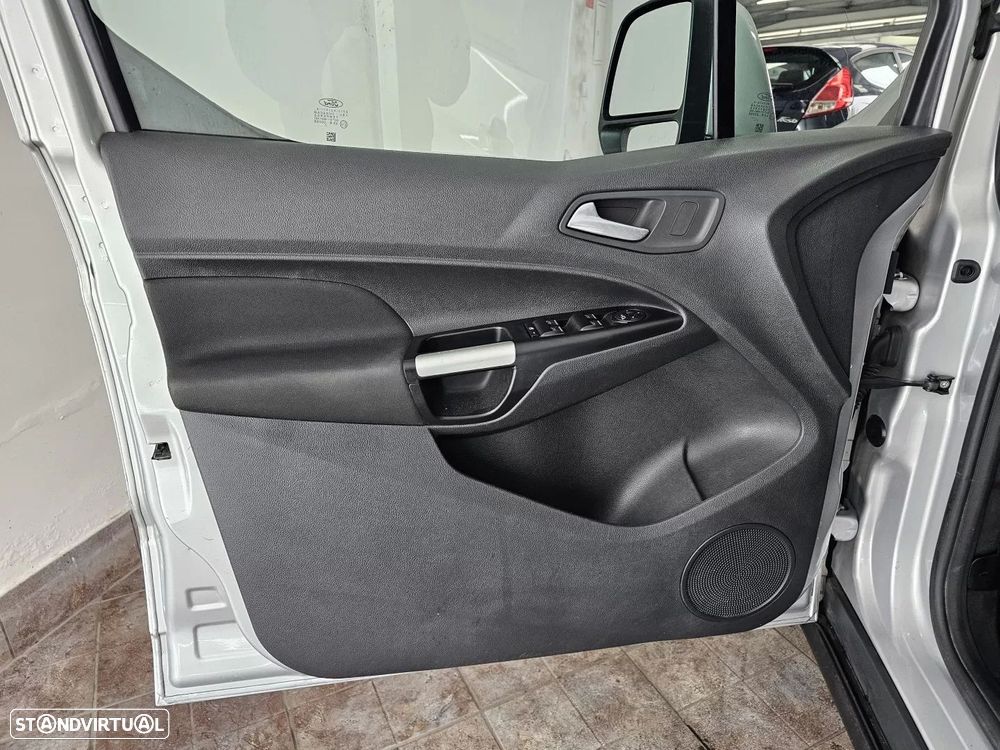 Ford Tourneo Connect Grand 1.5 TDCi Active - 23