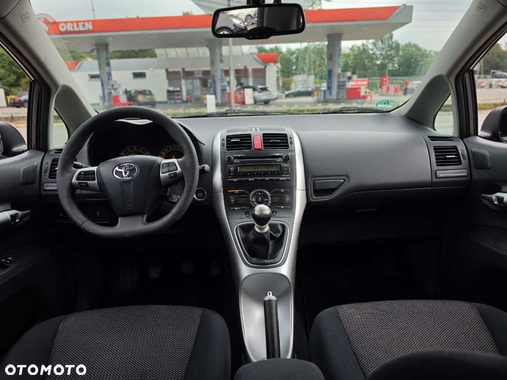 Toyota Auris - 35