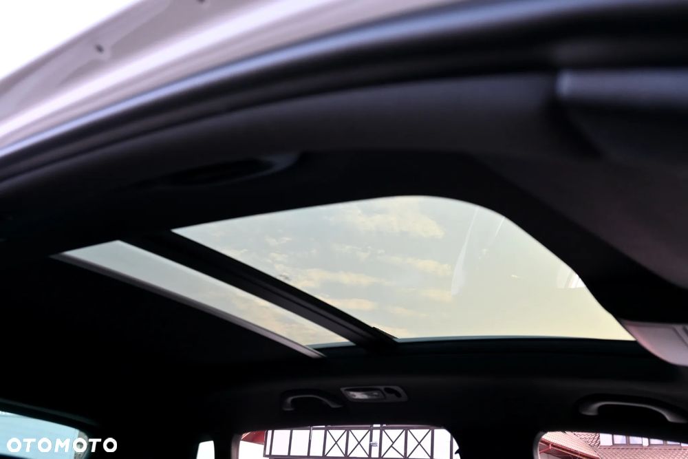 Volkswagen Tiguan 2.0 TDI 4Mot R-Style DSG - 27