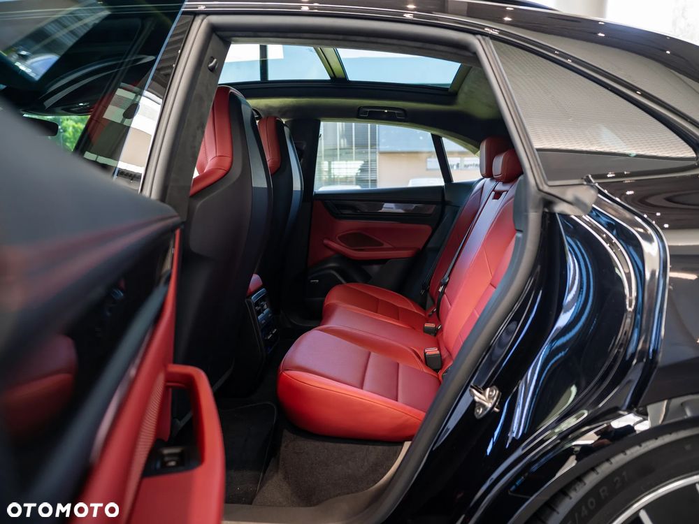 Porsche Macan Turbo 100kWh - 18