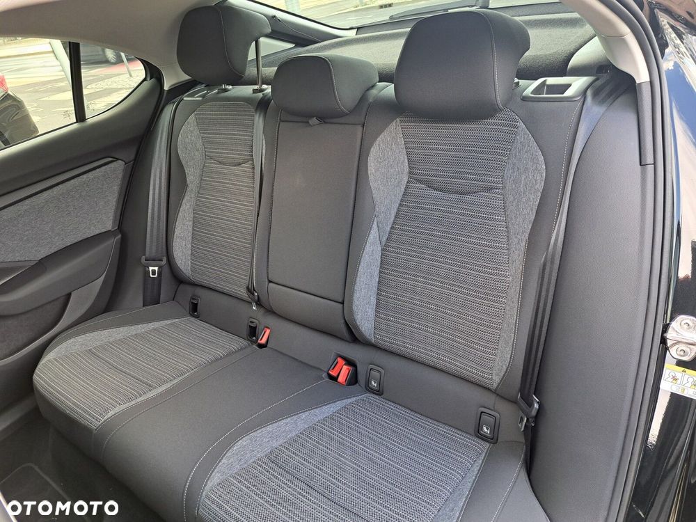 Skoda Superb 1.5 TSI mHEV Selection DSG - 31