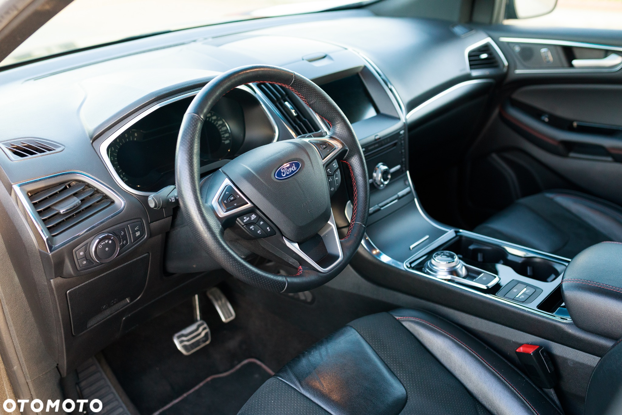 Ford Edge 2.0 EcoBlue Bi-Turbo 4x4 ST-LINE - 12