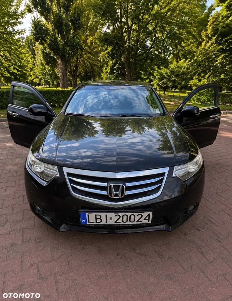 Honda Accord 2.0 Lifestyle - 11