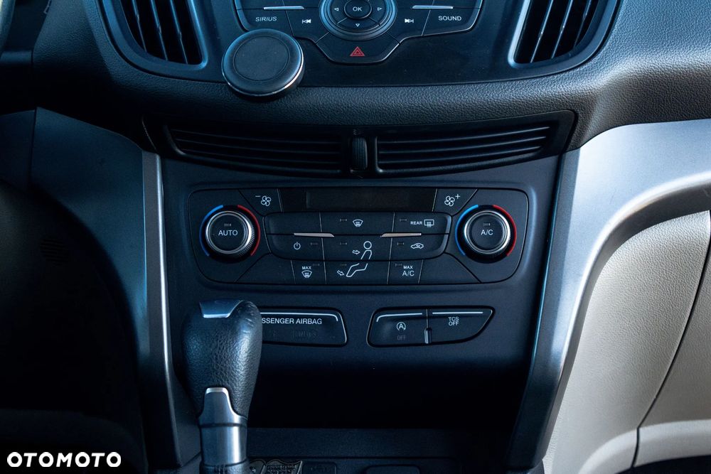 Ford Escape - 9