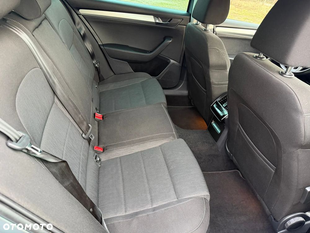 Skoda Superb 1.6 TDI Style - 7