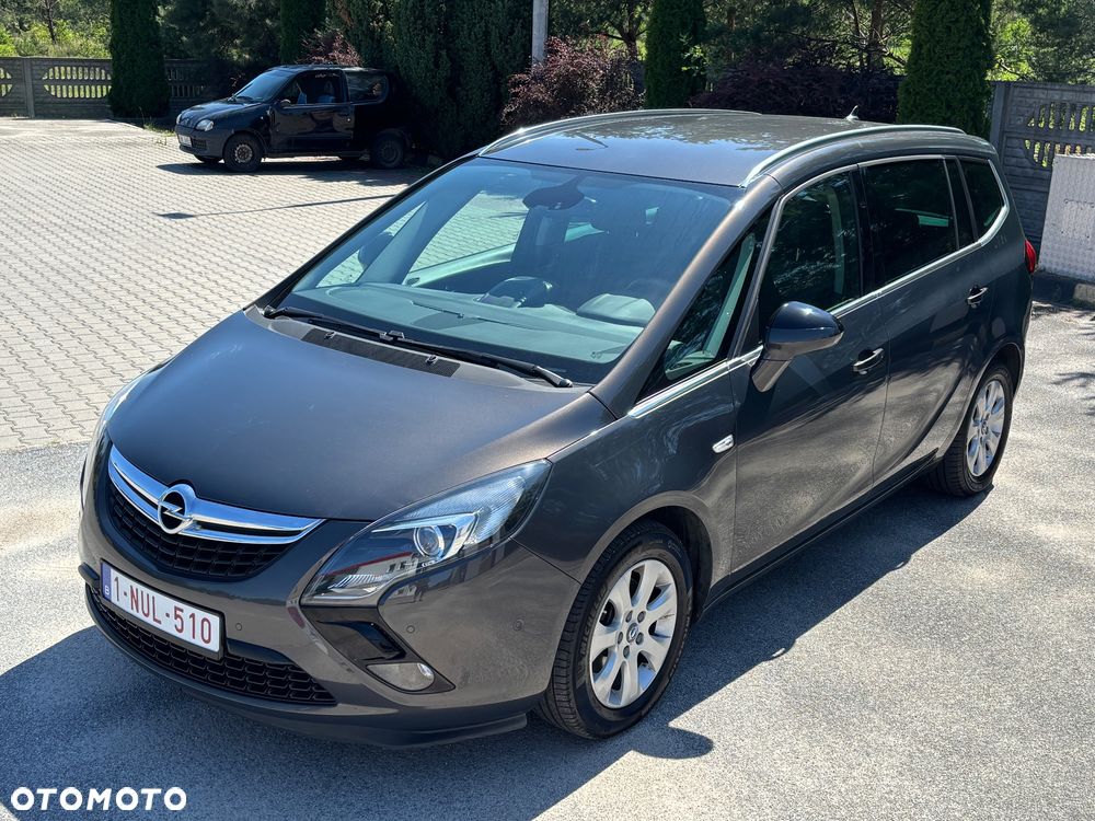 Opel Zafira - 10