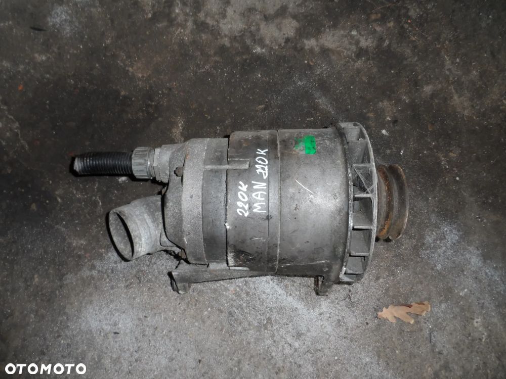 MAN 220K alternator