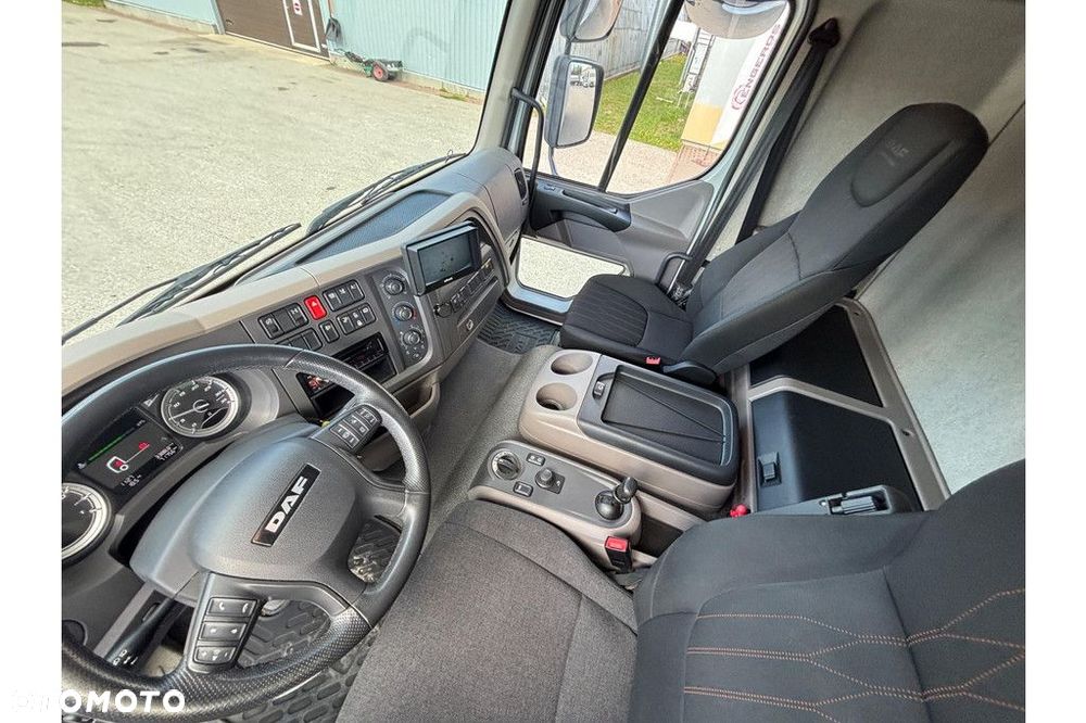 DAF LF 290 4x2 EURO6 + SIDE OPENING + VERY LOW MILEAGE! - 17
