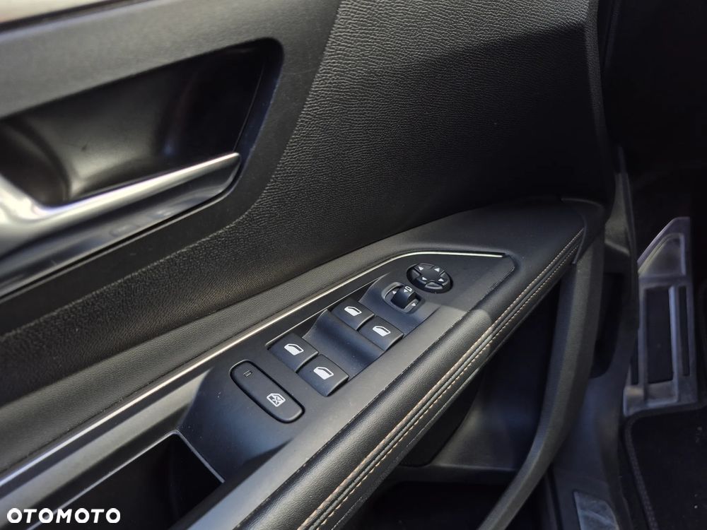 Peugeot 5008 BlueHDi 180 EAT8 GT - 21