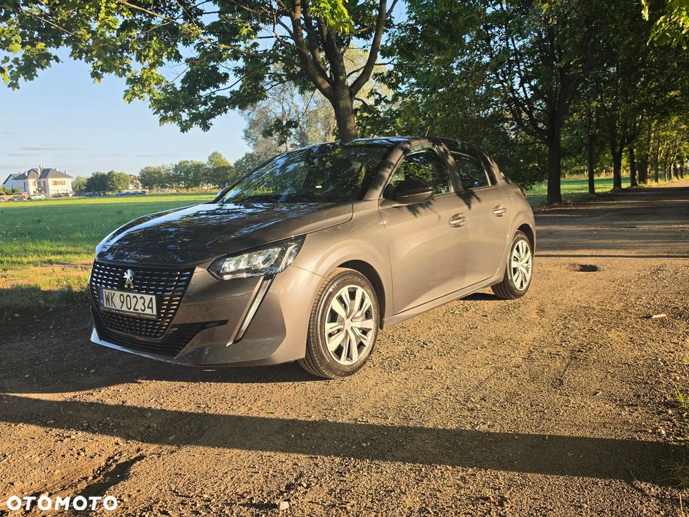 Peugeot 208 - 1