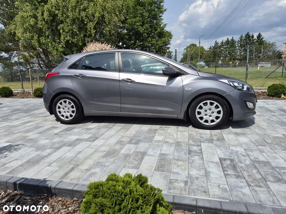 Hyundai i30 1.6 CRDI Trend - 9