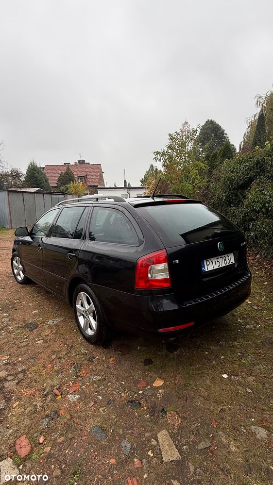 Skoda Octavia 1.4 TSI DSG FAMILY - 6
