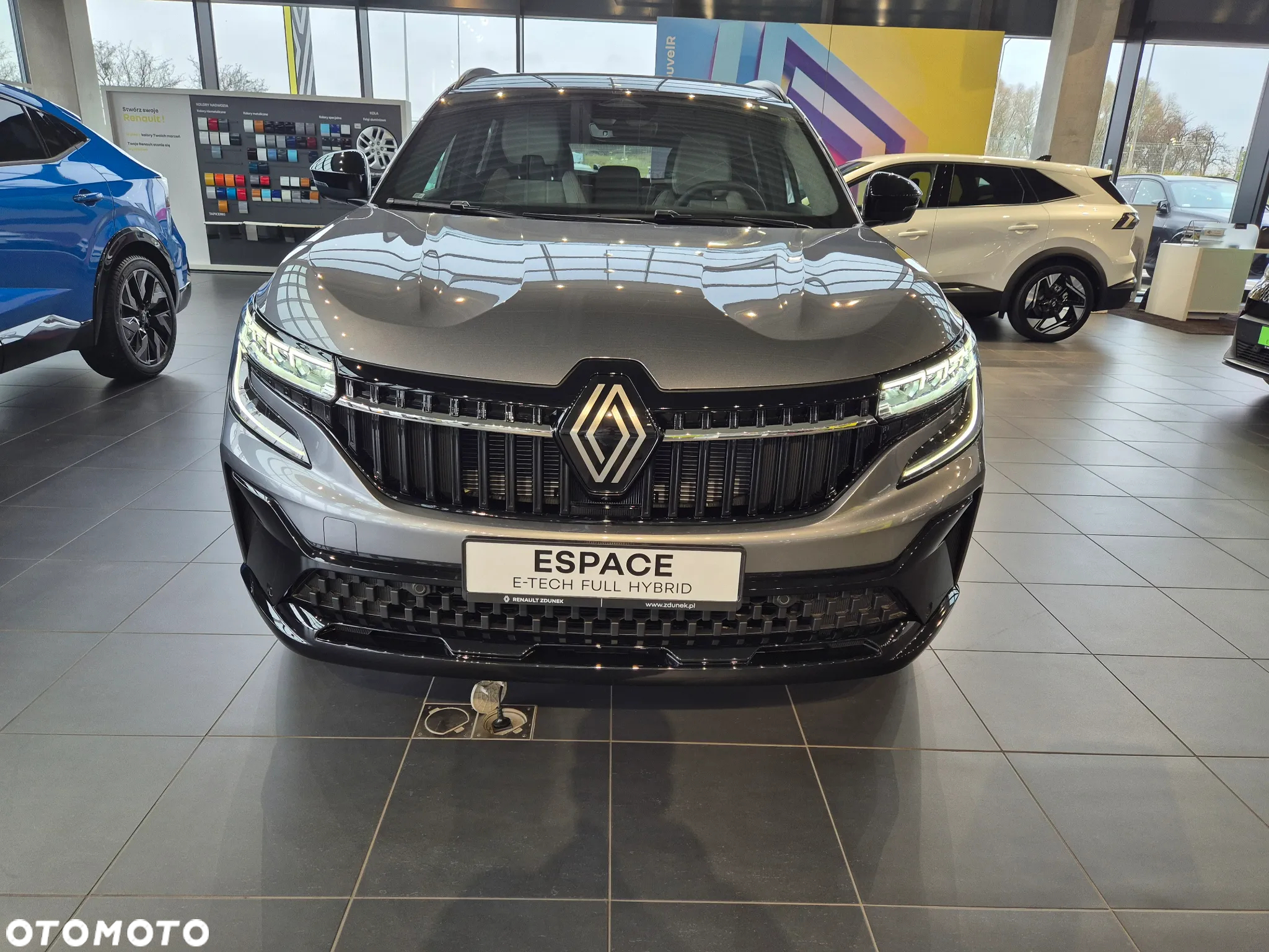 Renault Espace 1.2 E-Tech Full Hybrid 200 Iconic MMT 5os - 3