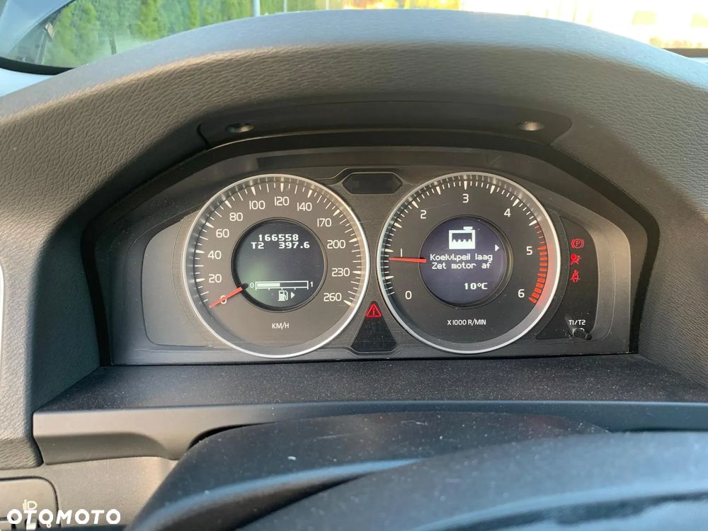 Volvo V60 D2 Momentum - 15