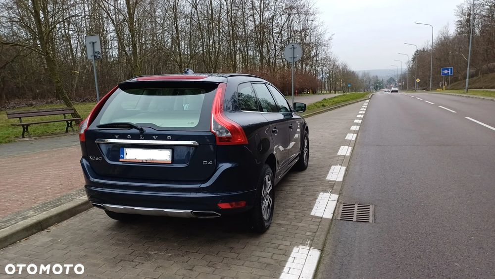 Volvo XC 60 D4 Drive-E Momentum - 18