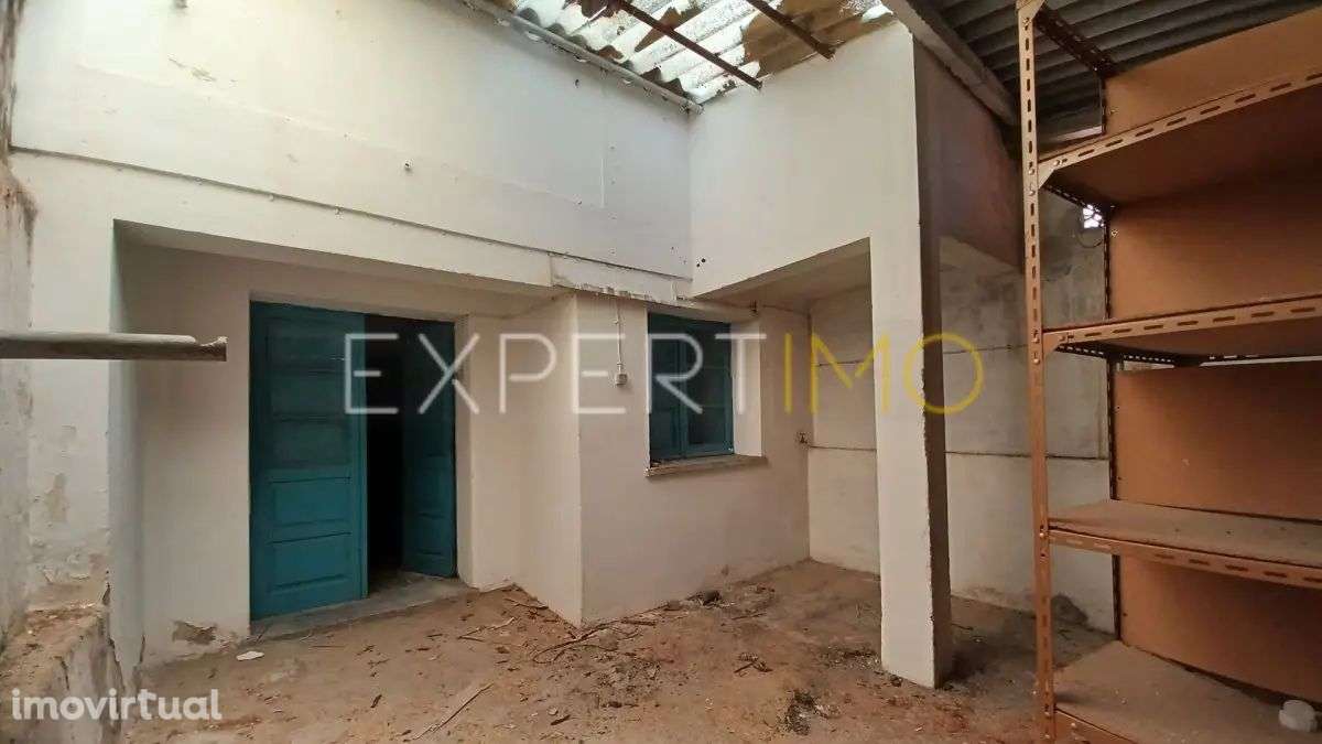 2 Espaços comerciais com possibilidade de habitação - Beja - Grande imagem: 4/59