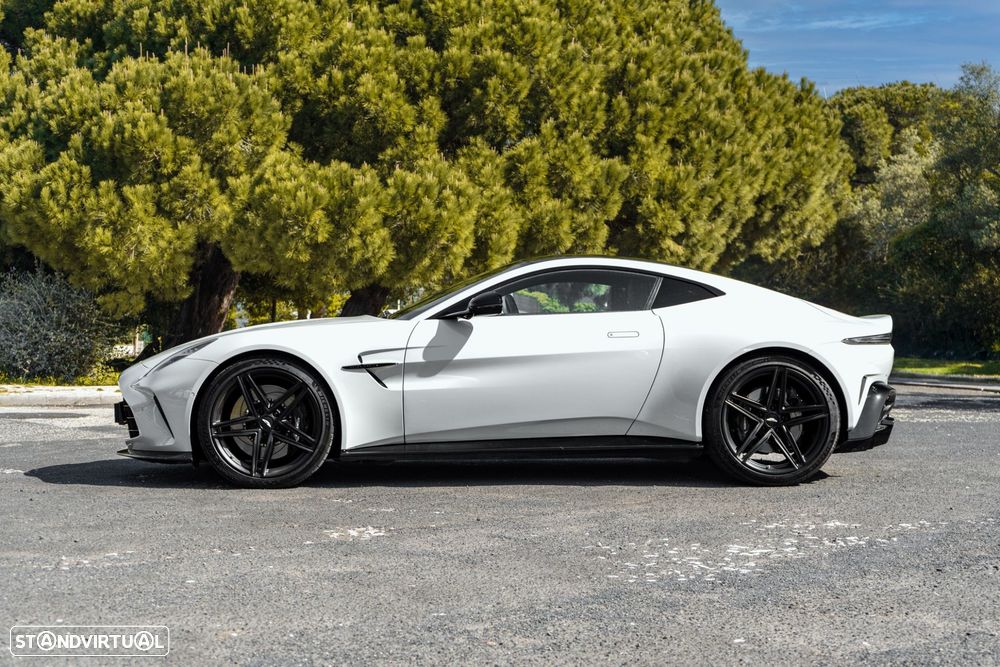Aston Martin Vantage Coupe V8 - 3