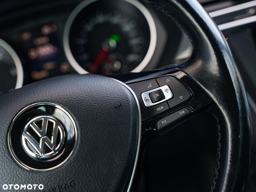 Volkswagen Tiguan 2.0 TDI SCR DSG IQ.DRIVE - 40