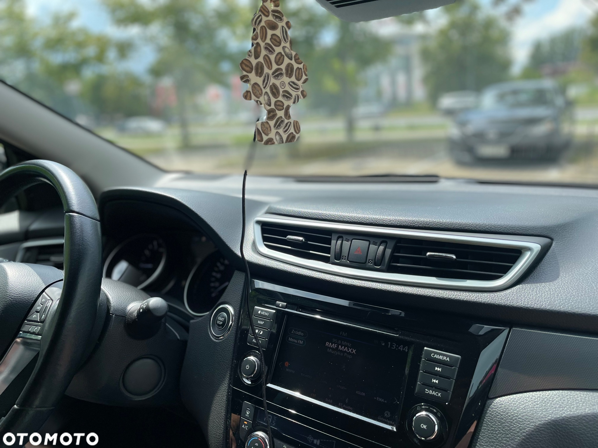Nissan Qashqai 1.3 DIG-T N-Connecta DCT - 10