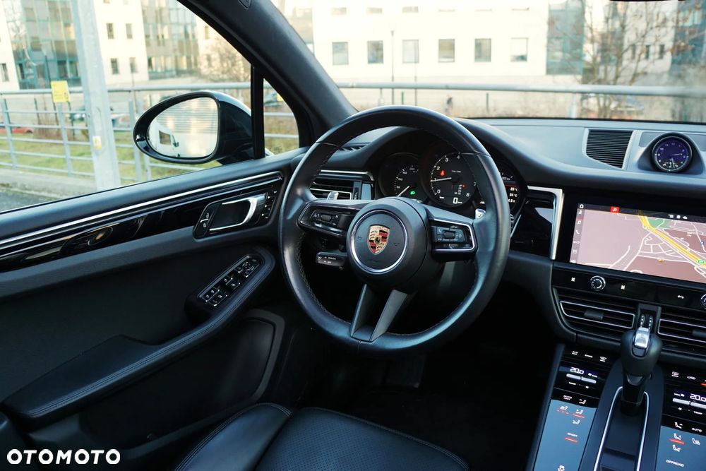 Porsche Macan Standard - 21