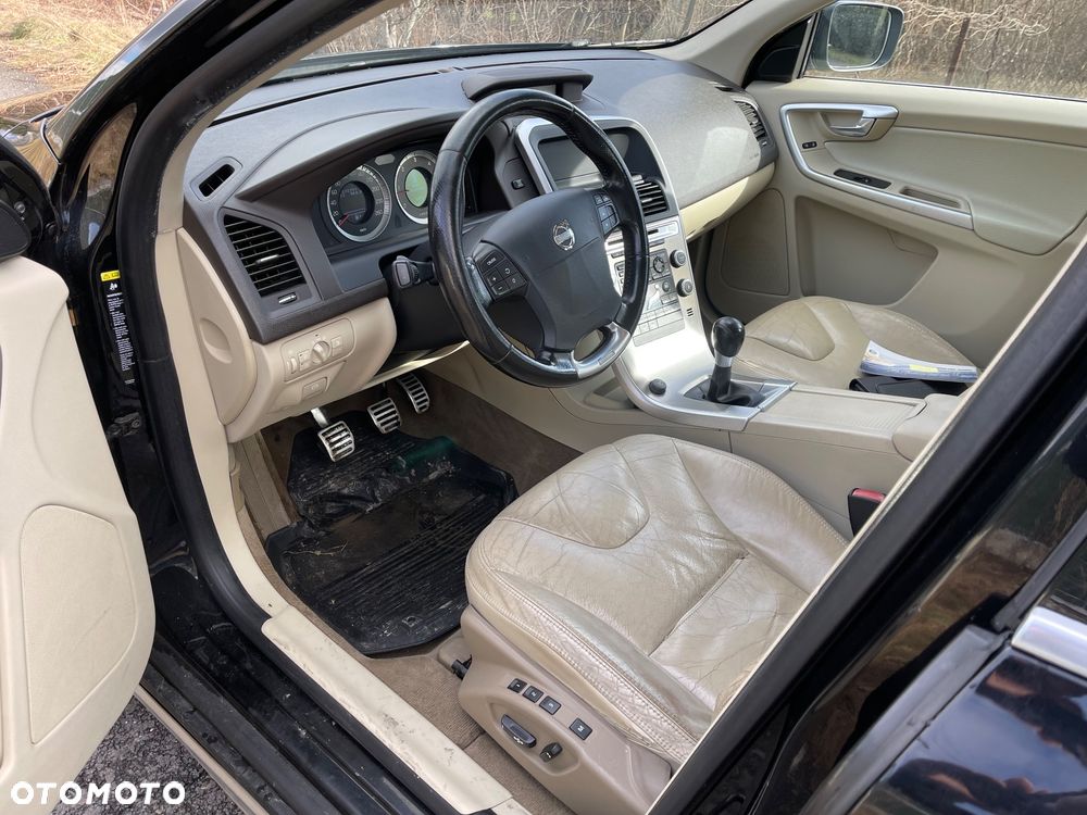 Volvo XC 60 D5 AWD Kinetic - 11