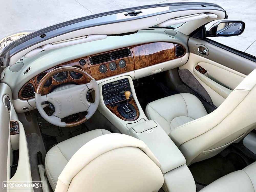 Jaguar XK XK8 4.0 Convertible Classic - 49